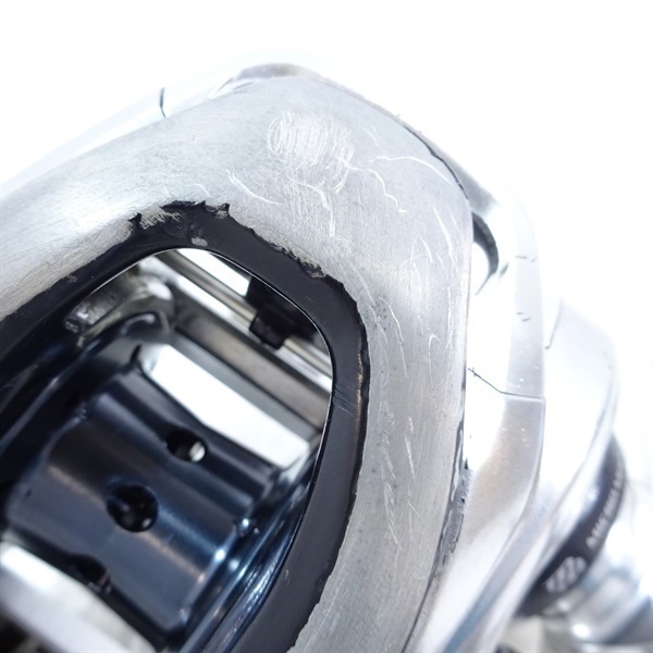 １６メタニウムＭＧＬ右